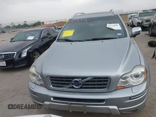 2014 Volvo XC90 z VIN YV4952CY8E1681061, wystawiony jako IAAI lot #42271623 z przebiegiem 134 456 mil mil oraz . Historia ofert i sprzedaży dostępna na DreamBid. Obrazek 12.