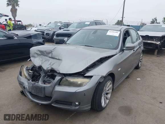 2011 BMW 3 Series 328i with VIN WBAPH5G54BNM76826, listed as a IAAI auction lot 42282906 with Not provided miles and . Bid and sale history available at DreamBid. Image 2.
