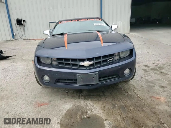 2011 Chevrolet Camaro 1LT z VIN 2G1FB1EDXB9121190, wystawiony jako Copart lot #58581025 z przebiegiem 234 858 mil mil oraz Szkoda całkowita • Salvage title. Historia ofert i sprzedaży dostępna na DreamBid. Obrazek 14.