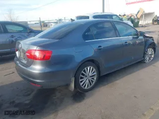 2013 Volkswagen Jetta Sedan TDI w/Premium with VIN 3VWLL7AJ4DM385146, listed as a IAAI auction lot 41888888 with 167,775 mi miles. Bid and sale history available at carsss.com. Image 4.