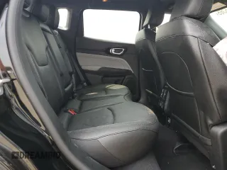 2025 Jeep Compass Limited с VIN 3C4NJDCN1ST502295, выставлен на аукционе Copart как лот 60655365 с пробегом 2 338 миль миль и Списание • Salvage title. История ставок и продаж доступна на DreamBid. Изображение 11.