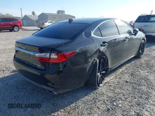 2016 Lexus ES with VIN 58ABK1GG3GU011190, listed as a IAAI auction lot 42081250 with 115,825 mi miles. Bid and sale history available at carsss.com. Image 4.