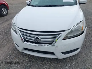 2015 Nissan Sentra S with VIN 3N1AB7AP0FY375472, listed as a IAAI auction lot 42211392 with 207,510 mi miles. Bid and sale history available at carsss.com. Image 6.