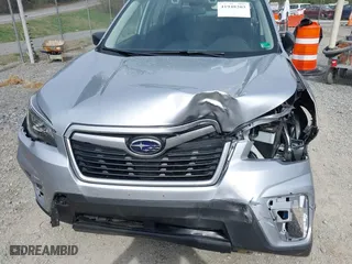 2019 Subaru Forester with VIN JF2SKACC9KH466823, listed as a IAAI auction lot 41948203 with 34,743 mi miles. Bid and sale history available at carsss.com. Image 6.