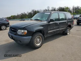 2000 Ford Explorer XLS z VIN 1FMZU72X7YUA74692, wystawiony jako Copart lot #59775115 z przebiegiem 158 115 mil mil oraz Szkoda całkowita • Salvage title. Historia ofert i sprzedaży dostępna na DreamBid. Obrazek 1.