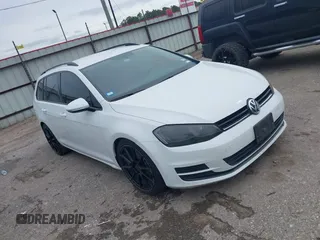 2016 Volkswagen Golf SportWagen S with VIN 3VWA17AU6GM520199, listed as a IAAI auction lot 41339000 with 158,190 mi miles. Bid and sale history available at carsss.com. Image 1.