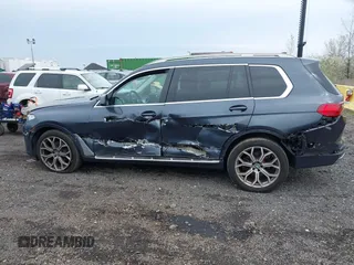 2020 BMW X7 xDrive40i z VIN 5UXCW2C03L9B38605, wystawiony jako IAAI lot #42026801 z przebiegiem 82 394 mil mil oraz . Historia ofert i sprzedaży dostępna na DreamBid. Obrazek 14.