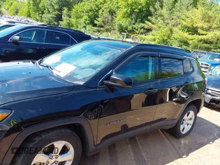 2018 Jeep Compass Latitude z VIN 3C4NJDBB9JT359862, wystawiony jako IAAI lot #42376769 z przebiegiem 53 276 mil mil oraz . Historia ofert i sprzedaży dostępna na DreamBid. Obrazek 14.