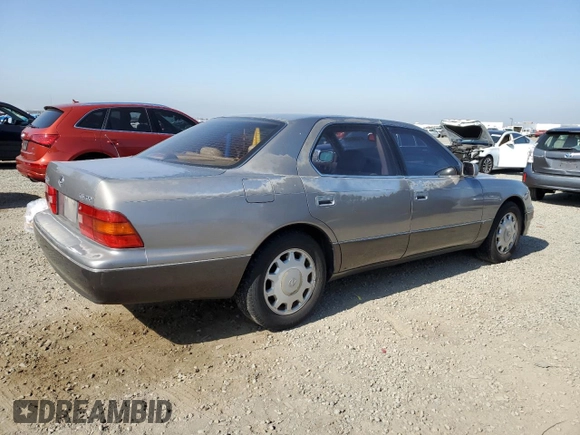 1996 Lexus LS 400 z VIN JT8BH22F8T0048301, wystawiony jako Copart lot #61438155 z przebiegiem 231 691 mil mil oraz Czysty tytuł • Clean title. Historia ofert i sprzedaży dostępna na DreamBid. Obrazek 3.