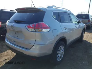 2016 Nissan Rogue S with VIN JN8AT2MV1GW131656, listed as a IAAI auction lot 41996677 with 113,278 mi miles and . Bid and sale history available at carsss.com. Image 4.