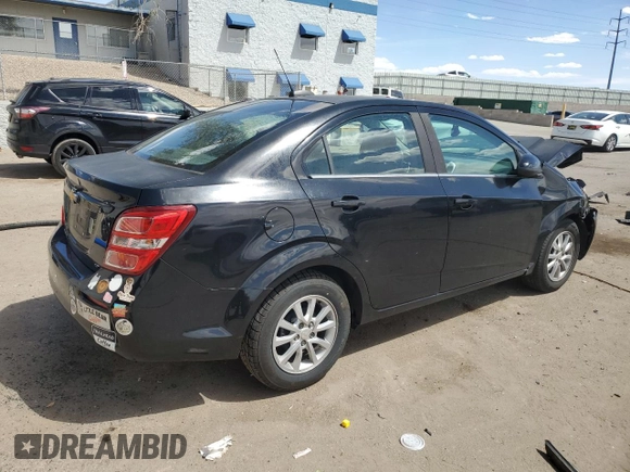 2017 Chevrolet Sonic LT z VIN 1G1JD5SG9H4112650, wystawiony jako Copart lot #55452595 z przebiegiem 148 035 mil mil oraz Szkoda całkowita • Salvage title. Historia ofert i sprzedaży dostępna na DreamBid. Obrazek 3.