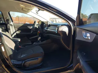 2023 Kia Forte LXS with VIN 3KPF24AD8PE653786, listed as a IAAI auction lot 41724948 with 27,598 mi miles and . Bid and sale history available at DreamBid. Image 5.