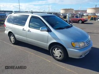 2002 Toyota Sienna LE with VIN 4T3ZF13CX2U445345, listed as a IAAI auction lot 42490271 with 199,700 mi miles and . Bid and sale history available at DreamBid. Image 1.