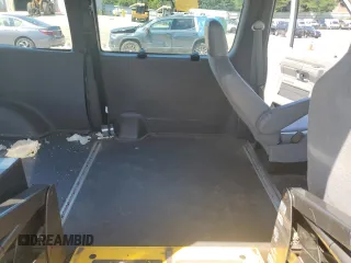 2012 Ford Econoline Cargo Commercial с VIN 1FTNS2EW2CDA38559, выставлен на аукционе Copart как лот 63833185 с пробегом 48 963 миль миль и Чистый • Clean title. История ставок и продаж доступна на DreamBid. Изображение 11.