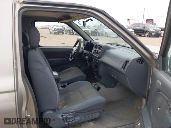2001 Nissan Frontier XE с VIN 1N6DD26S01C392257, выставлен на аукционе IAAI как лот 41699887 с пробегом 137 385 миль миль и . История ставок и продаж доступна на DreamBid. Изображение 5.