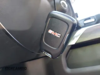 2021 GMC Sierra 1500 SLT z VIN 1GTU9DED7MZ174191, wystawiony jako IAAI lot #40378166 z przebiegiem 94 834 mil mil oraz . Historia ofert i sprzedaży dostępna na DreamBid. Obrazek 11.