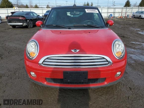 2009 MINI Convertible z VIN WMWMR33589TJ94303, wystawiony jako Copart lot #43358885 z przebiegiem 44 688 mil mil oraz Czysty tytuł • Clean title. Historia ofert i sprzedaży dostępna na DreamBid. Obrazek 5.