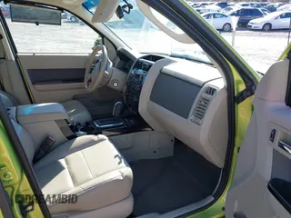 2011 Ford Escape Hybrid с VIN 1FMCU4K30BKA59861, выставлен на аукционе IAAI как лот 41379972 с пробегом 180 166 миль миль и . История ставок и продаж доступна на DreamBid. Изображение 5.