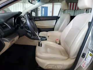 2019 Subaru Outback Limited z VIN 4S4BSANC6K3341458, wystawiony jako Copart lot #56379925 z przebiegiem 43 746 mil mil oraz Szkoda całkowita • Salvage title. Historia ofert i sprzedaży dostępna na DreamBid. Obrazek 7.