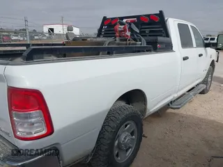 2022 Ram 2500 Tradesman with VIN 3C6UR5HL5NG155348, listed as a IAAI auction lot 41558324 with 118,500 mi miles and . Bid and sale history available at DreamBid. Image 4.
