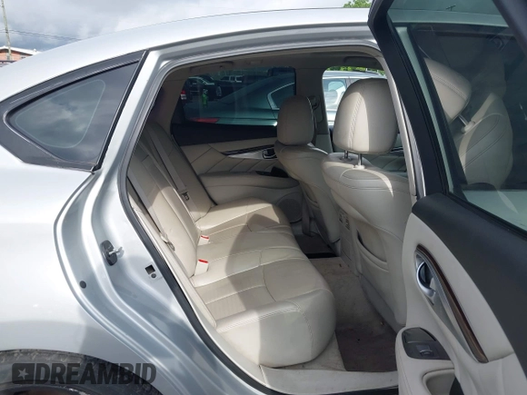 2012 Infiniti M z VIN JN1BY1AP4CM330257, wystawiony jako IAAI lot #42341877 z przebiegiem 119 023 mil mil oraz . Historia ofert i sprzedaży dostępna na DreamBid. Obrazek 8.