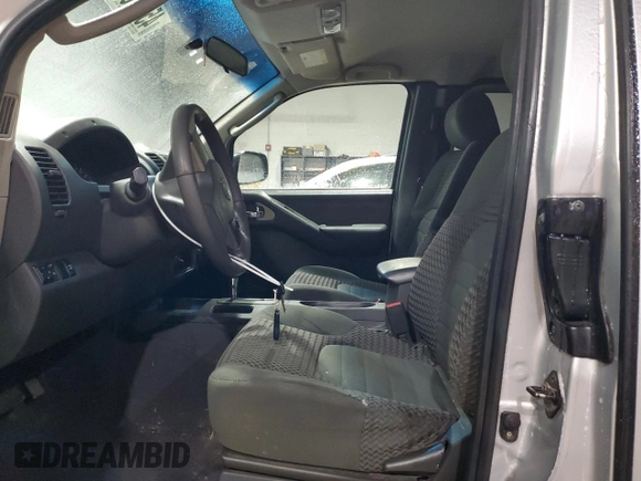 2007 Nissan Frontier Nismo z VIN 1N6AD06W97C408958, wystawiony jako Copart lot #45300865 z przebiegiem 143 608 mil mil oraz Szkoda całkowita • Salvage title. Historia ofert i sprzedaży dostępna na DreamBid. Obrazek 7.