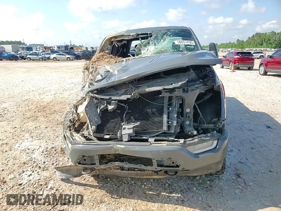 2021 Ford F-150 XL z VIN 1FTFW1E50MFB77606, wystawiony jako Copart lot #58651495 z przebiegiem 83 247 mil mil oraz Szkoda całkowita • Salvage title. Historia ofert i sprzedaży dostępna na DreamBid. Obrazek 14.