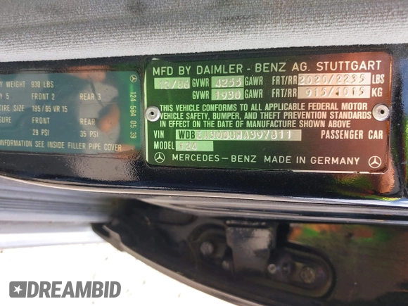 1987 Mercedes-Benz 300 with VIN WDBEA30D8HA397811, listed as a IAAI auction lot 41868336 with 124,720 mi miles. Bid and sale history available at carsss.com. Image 9.