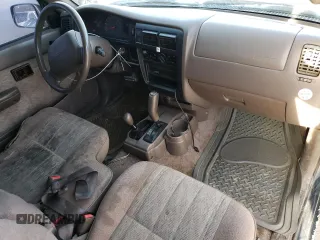 1998 Toyota Tacoma with VIN 4TAWN72N2WZ088594, listed as a Copart auction lot 85587894 with 271,890 mi miles and Clean Title. Bid and sale history available at DreamBid. Image 8.