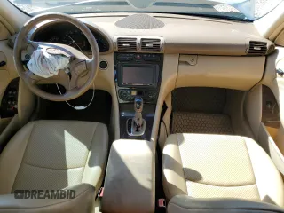 2004 Mercedes-Benz C 320 with VIN WDBRF64JX4F448792, listed as a Copart auction lot 84728494 with 156,923 mi miles and Salvage Title. Bid and sale history available at DreamBid. Image 8.