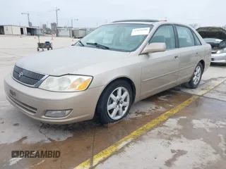2000 Toyota Avalon XL with VIN 4T1BF28B0YU024842, listed as a IAAI auction lot 41630268 with 260,586 mi miles and . Bid and sale history available at DreamBid. Image 18.