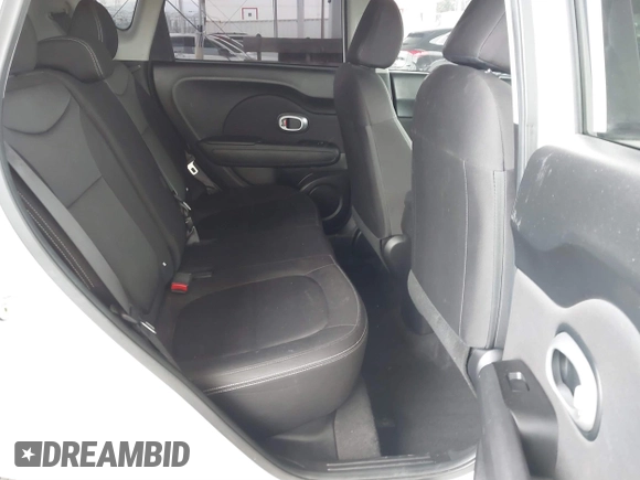 2016 Kia Soul z VIN KNDJN2A22G7318804, wystawiony jako IAAI lot #41860656 z przebiegiem 115 089 mil mil oraz . Historia ofert i sprzedaży dostępna na DreamBid. Obrazek 8.