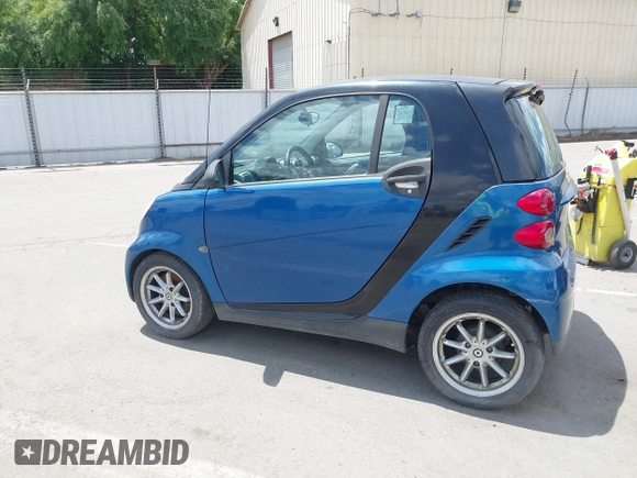 2008 Smart fortwo Pure with VIN WMEEJ31X28K146465, listed as a IAAI auction lot 42260723 with 206,742 mi miles and . Bid and sale history available at DreamBid. Image 13.