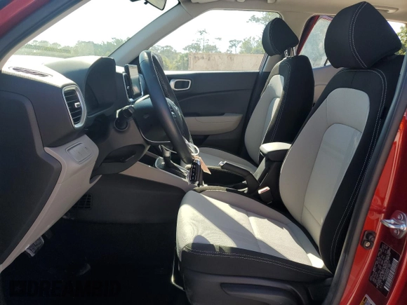 2024 Hyundai Venue Limited with VIN KMHRC8A36RU326277, listed as a Copart auction lot 53470845 with 12,589 mi miles and Salvage Title. Bid and sale history available at DreamBid. Image 7.