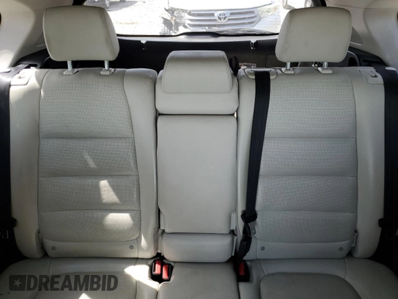 2016 Mazda CX-5 Grand Touring with VIN JM3KE4DY3G0688286, listed as a Copart auction lot 52182205 with 194,352 mi miles and Salvage Title. Bid and sale history available at DreamBid. Image 10.