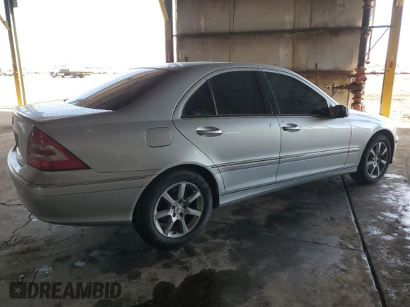 2007 Mercedes-Benz C 280 Luxury с VIN WDBRF54H27A934022, выставлен на аукционе Copart как лот 45772395 с пробегом 176 086 миль миль и Списание • Salvage title. История ставок и продаж доступна на DreamBid. Изображение 3.