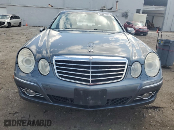 2007 Mercedes-Benz E 350 z VIN WDBUF87X47X214085, wystawiony jako Copart lot #59282085 z przebiegiem 166 410 mil mil oraz Czysty tytuł • Clean title. Historia ofert i sprzedaży dostępna na DreamBid. Obrazek 5.
