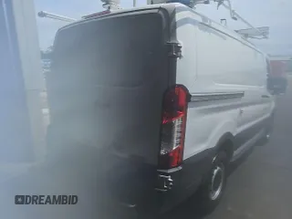 2017 Ford Transit с VIN 1FTYR1YM4HKB19272, выставлен на аукционе IAAI как лот 42740678 с пробегом 91 109 миль миль и . История ставок и продаж доступна на DreamBid. Изображение 27.