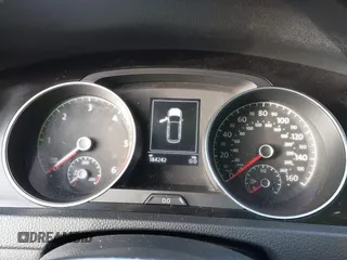 2015 Volkswagen Golf SportWagen TDI SE with VIN 3VWCA7AU9FM500262, listed as a IAAI auction lot 41214726 with 184,242 mi miles. Bid and sale history available at carsss.com. Image 7.