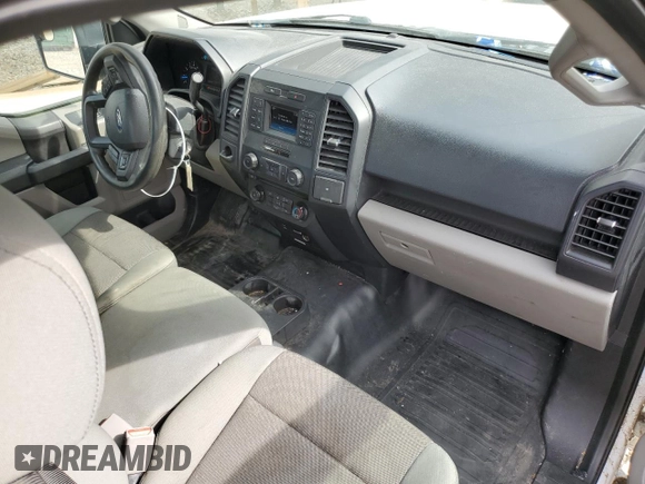 2017 Ford F-150 XL z VIN 1FTMF1C85HKD14928, wystawiony jako Copart lot #51258695 z przebiegiem 74 861 mil mil oraz Szkoda całkowita • Salvage title. Historia ofert i sprzedaży dostępna na DreamBid. Obrazek 8.