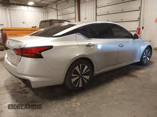 2019 Nissan Altima 2.5 SL with VIN 1N4BL4EV9KC199746, listed as a IAAI auction lot 41791017 with 86,064 mi miles. Bid and sale history available at carsss.com. Image 4.