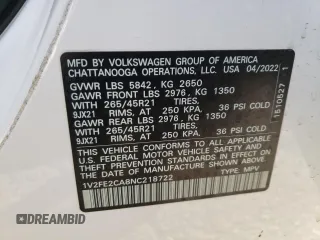 2022 Volkswagen Atlas SEL Premium R-Line with VIN 1V2FE2CA8NC218722, listed as a Copart auction lot 85142904 with 25,396 mi miles and Salvage title. Bid and sale history available at DreamBid. Image 15.