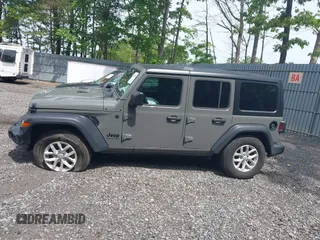 2023 Jeep Wrangler Willys с VIN 1C4HJXDG3PW619148, выставлен на аукционе IAAI как лот 42321982 с пробегом 24 277 миль миль и . История ставок и продаж доступна на DreamBid. Изображение 14.