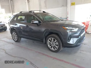 2024 Toyota RAV4 XLE Premium z VIN 2T3C1RFV0RC284225, wystawiony jako IAAI lot #42278949 z przebiegiem 15 765 mil mil oraz . Historia ofert i sprzedaży dostępna na DreamBid. Obrazek 1.
