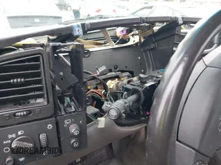 2005 Chevrolet Suburban Z71 with VIN 3GNFK16Z75G270885, listed as a IAAI auction lot 41916525 with Not Provided miles and . Bid and sale history available at DreamBid. Image 14.