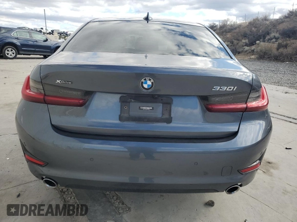 2022 BMW 3 Series 330i xDrive with VIN 3MW5R7J09N8C56232, listed as a Copart auction lot 47318825 with 31,339 mi miles and Salvage Title. Bid and sale history available at carsss.com. Image 6.