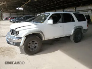 2000 Toyota 4Runner SR5 z VIN JT3GN86R9Y0169700, wystawiony jako Copart lot #56574135 z przebiegiem 197 734 mil mil oraz Szkoda całkowita • Salvage title. Historia ofert i sprzedaży dostępna na DreamBid. Obrazek 1.