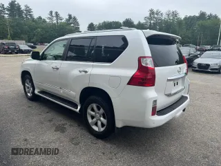 2013 Lexus GX 460 with VIN JTJBM7FX8D5063265, listed as a Copart auction lot 60910835 with 194,599 mi miles and Clean title. Bid and sale history available at DreamBid. Image 3.