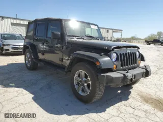 2007 Jeep Wrangler Unlimited Sahara with VIN 1J4GA59177L128159, listed as a Copart auction lot 53130695 with 177,454 mi miles and Clean Title. Bid and sale history available at carsss.com. Image 4.