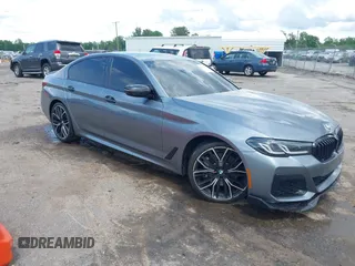 2021 BMW 5 Series 530i xDrive с VIN WBA13BJ0XMWW98865, выставлен на аукционе IAAI как лот 42113426 с пробегом Не указан миль и . История ставок и продаж доступна на DreamBid. Изображение 1.